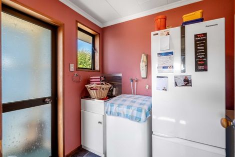 Photo of property in 8 Merlin Place, Gore, 9710