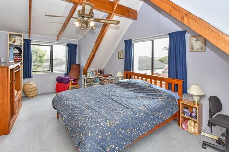 Photo of property in 12a Shepherds Road, Papakura, 2110