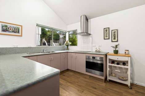 Photo of property in 9a Chambers Street, Havelock North, 4130
