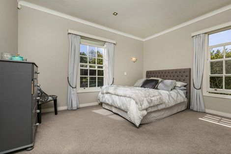 Photo of property in 21 Koraha Road, Kumeu, 0892