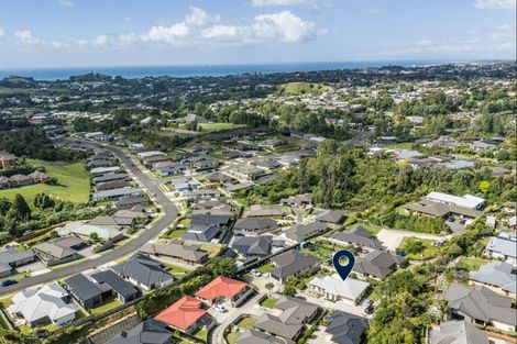 Photo of property in 15a Frederick Place, Whalers Gate, New Plymouth, 4310