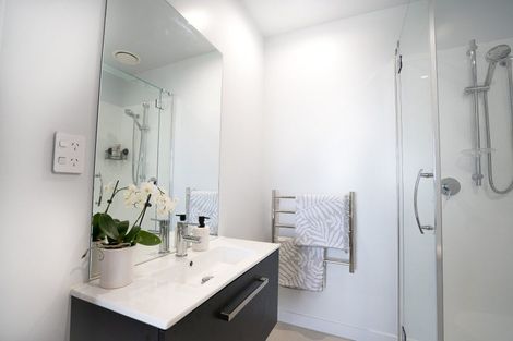 Photo of property in Frank Sargeson Apts, 306/74 Anzac Street, Takapuna, Auckland, 0622