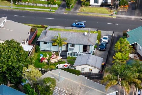 Photo of property in 185 Carnoustie Drive, Wattle Downs, Auckland, 2103