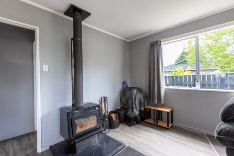 Photo of property in 90 Fergusson Street, Woodville, 4920