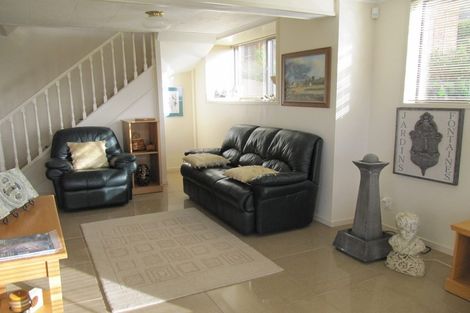 Photo of property in 76 Churchill Road, Cockle Bay, Auckland, 2014