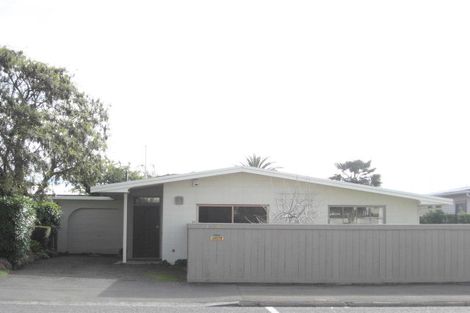Photo of property in 1/505b Southland Road, Hastings, 4122