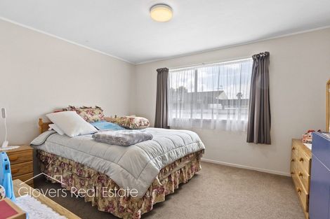 Photo of property in 5/89 Bruce Mclaren Road, Henderson, Auckland, 0612