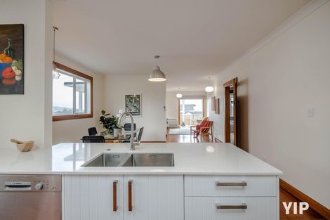 Photo of property in 29 Petherick Crescent, Johnsonville, Wellington, 6037