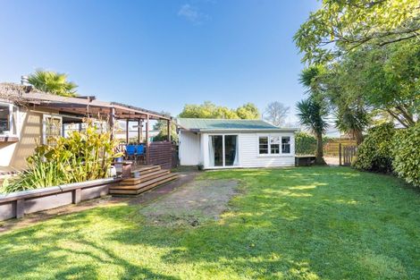 Photo of property in 4 Laurel Place, Awapuni, Palmerston North, 4412