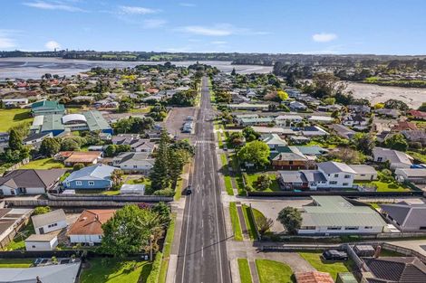 Photo of property in 45 Sandspit Road, Waiuku, 2123