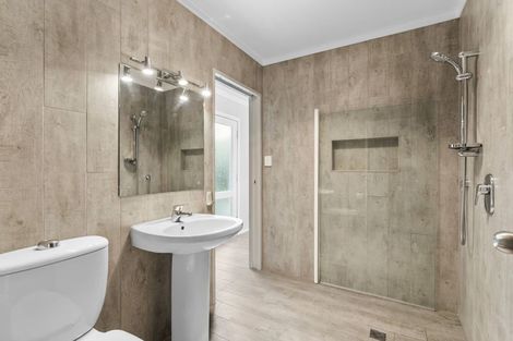 Photo of property in 16 Ferney Place, Richmond Heights, Taupo, 3330