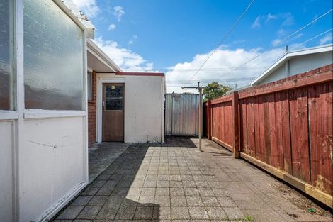 Photo of property in 124b Govett Avenue, Frankleigh Park, New Plymouth, 4310