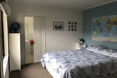 Photo of property in Arataki Way, 4/19 Arataki Road, Havelock North, 4130