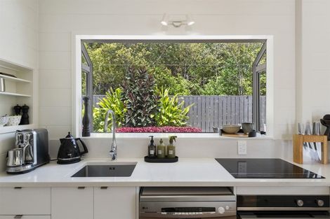 Photo of property in 1/79 Park Rise, Campbells Bay, Auckland, 0630