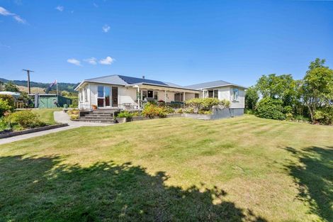 Photo of property in 3 Sutton Road, Te Horo, Otaki, 5582