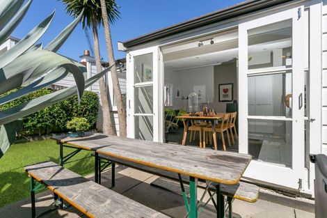 Photo of property in 5 Murdoch Road, Grey Lynn, Auckland, 1021