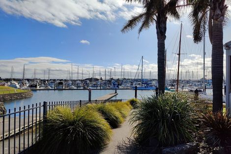 Photo of property in 15 Kapiakauri Road, One Tree Point, 0118