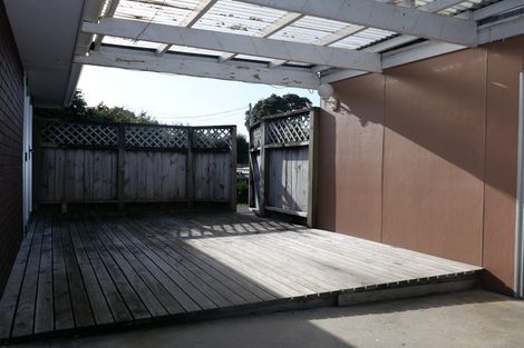 Photo of property in 28 Kapiti Road, Paraparaumu, 5032