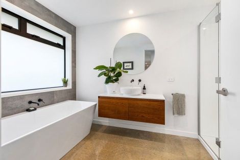 Photo of property in 5 Kahu Lane, Minden, Tauranga, 3176