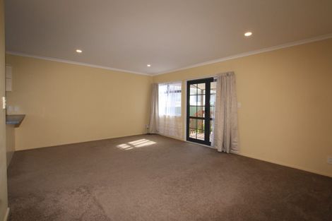 Photo of property in 61 Alabaster Drive, Papatoetoe, Auckland, 2025