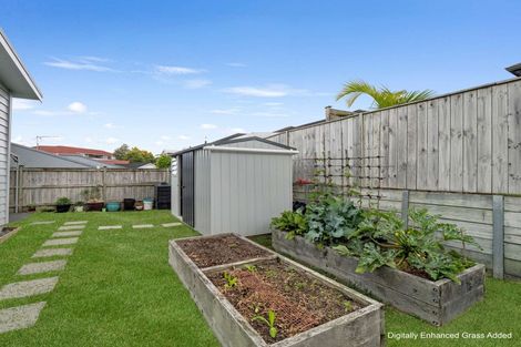 Photo of property in 3 Taikura Avenue, Red Beach, 0932