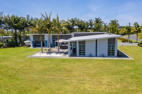 Photo of property in 1 Kotare Heights, Kerikeri, 0230