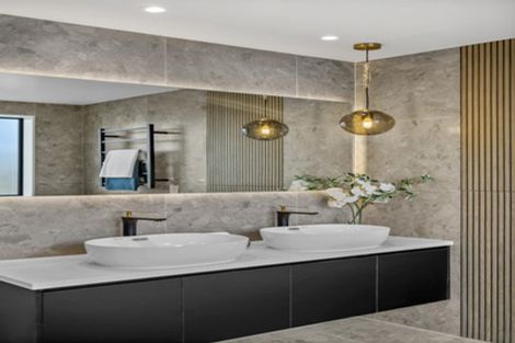 Photo of property in 13 Catalina Avenue, Rosehill, Papakura, 2113