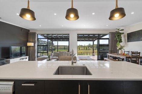 Photo of property in 338 Valley Road, Colyton, Feilding, 4775