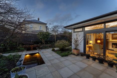 Photo of property in 62a Holly Road, St Albans, Christchurch, 8014