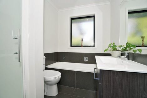 Photo of property in 2/36 Comries Road, Chartwell, Hamilton, 3210