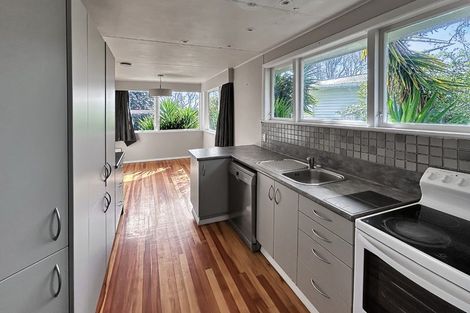 Photo of property in 18 Slacks Road, Awapuni, Palmerston North, 4412