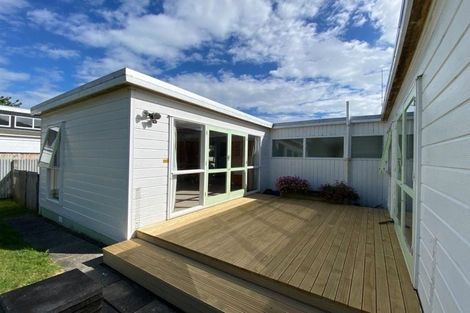 Photo of property in 4 Rimu Street, Waikanae, 5036