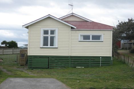 Photo of property in 5 Aranui Avenue, Waitarere Beach, Levin, 5510
