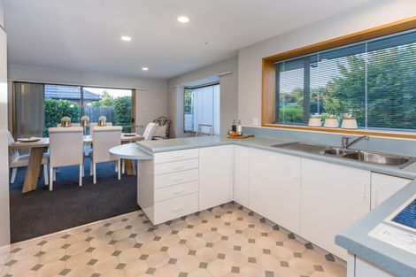 Photo of property in 1/15 Showgate Avenue, Sockburn, Christchurch, 8042