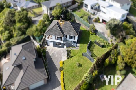 Photo of property in 15 Hollies Crescent, Johnsonville, Wellington, 6037