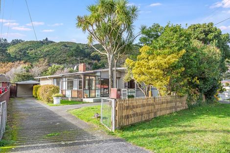 Photo of property in 105 Wood Street, Wainuiomata, Lower Hutt, 5014