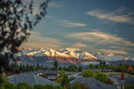 Photo of property in 7 Campbell Road, Wanaka, 9305