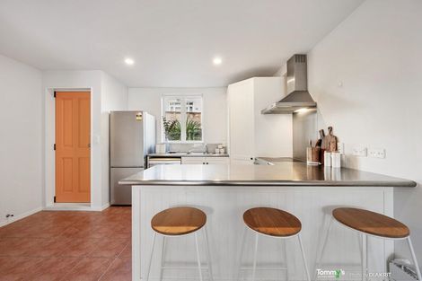 Photo of property in Victoria Villas, 43/35 Pirie Street, Mount Victoria, Wellington, 6011