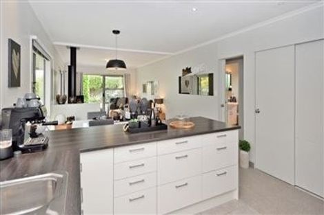 Photo of property in 3b Lillian Place, Orewa, 0931