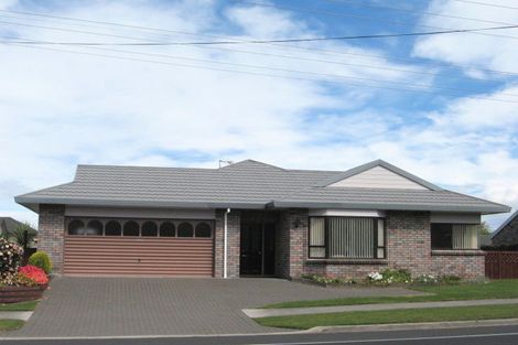 Photo of property in 21 Mere Road, Taupo, 3330