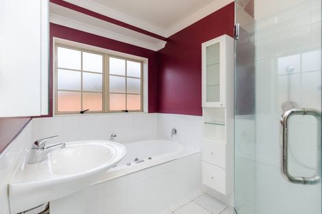 Photo of property in 32 Miers Glade, Rototuna North, Hamilton, 3210