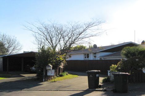 Photo of property in 25c Ramore Place, Redwood, Christchurch, 8051