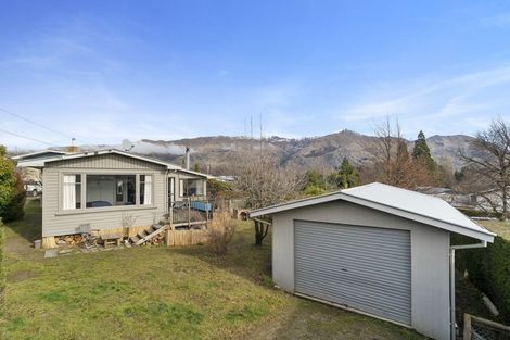 Photo of property in 116 Beacon Point Road, Wanaka, 9305
