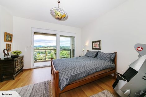 Photo of property in 32 Red Hills Road, Massey, Auckland, 0614