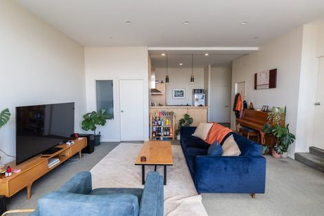 Photo of property in Stadium Garden Flats, 211/107 Thorndon Quay, Pipitea, Wellington, 6011