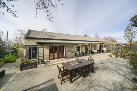 Photo of property in 1 Strachan Way, Highbury, Palmerston North, 4412