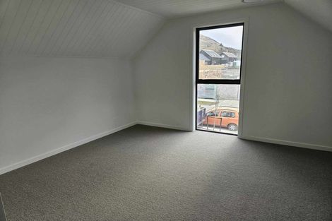 Photo of property in 43 Barn Road, Jacks Point, 9371