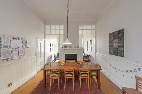 Photo of property in 18 Mcfarlane Street, Mount Victoria, Wellington, 6011