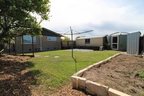 Photo of property in 51 Saint Heliers Crescent, Aranui, Christchurch, 8061