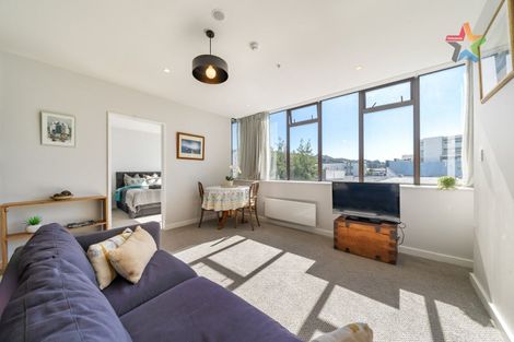 Photo of property in Unit 205,l2, 205/14 Laings Road, Hutt Central, Lower Hutt, 5010